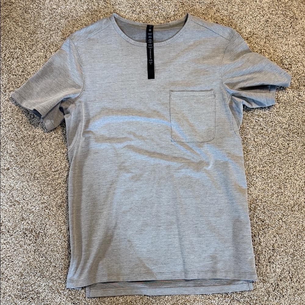 lululemon athletica Light Gray Short Sleeve Tee